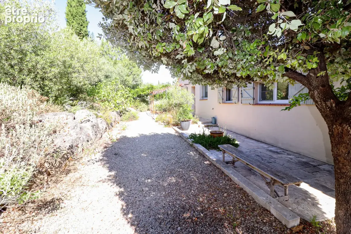 Villa plain pied 105m2 avec piscine et dependances - photo 39