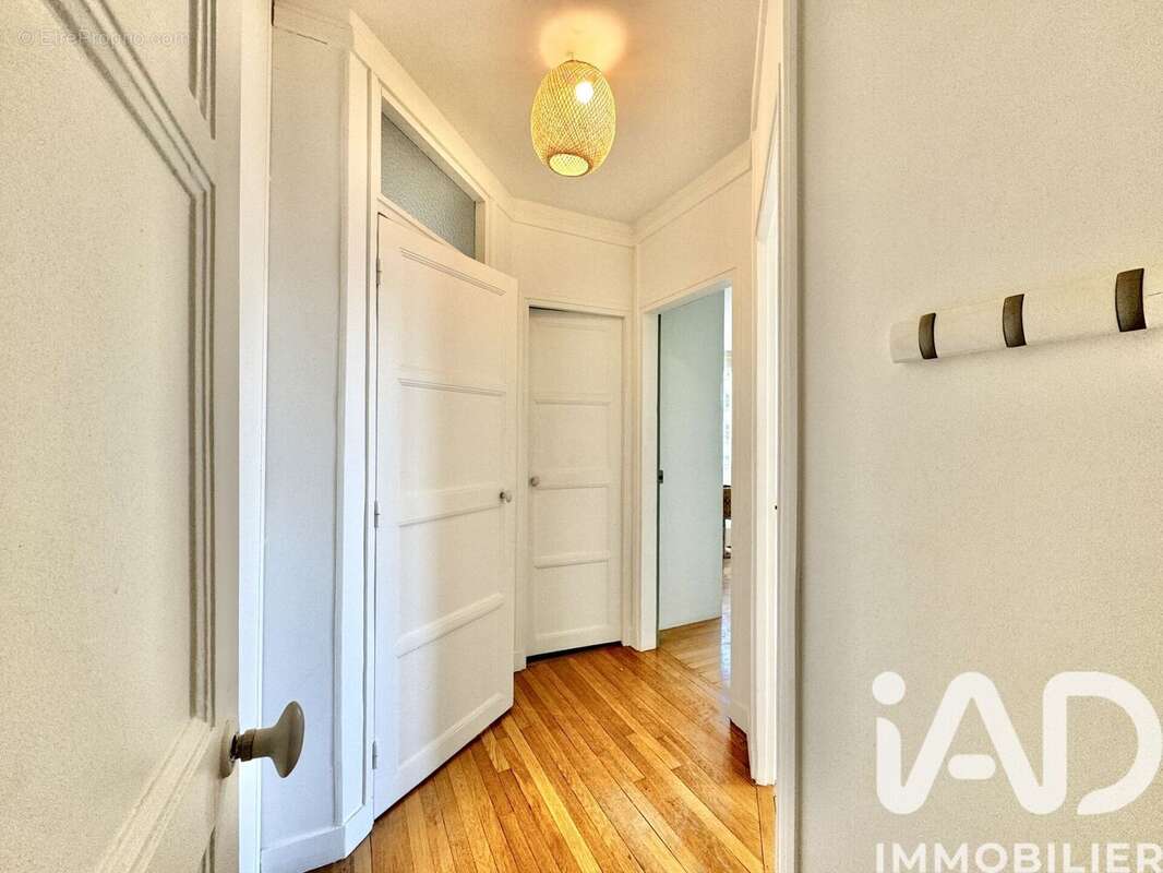 Photo 9 - Appartement à ISSY-LES-MOULINEAUX