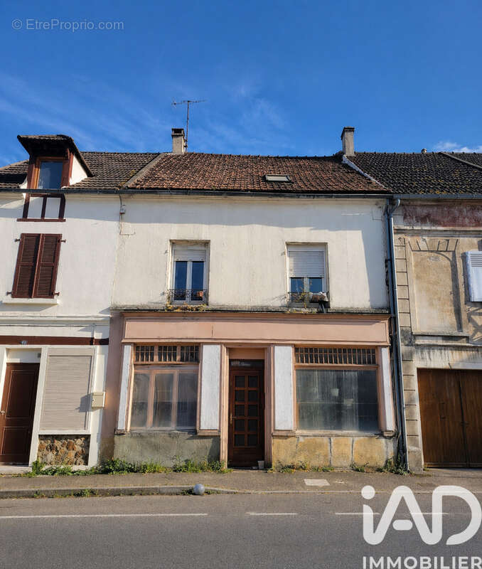 Maison 112 m² à Nogent-L'artaud  - photo 2