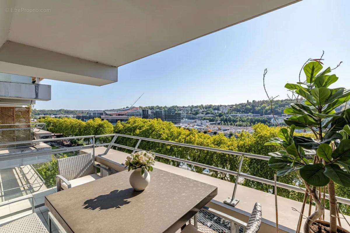 Appartement à BOULOGNE-BILLANCOURT