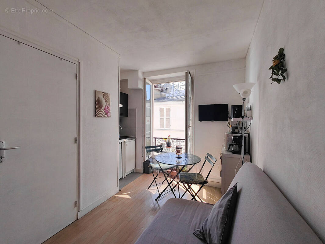 Appartement à PARIS-7E