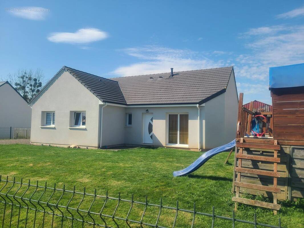 Photo 1 - Maison à ROUGEMONTIERS