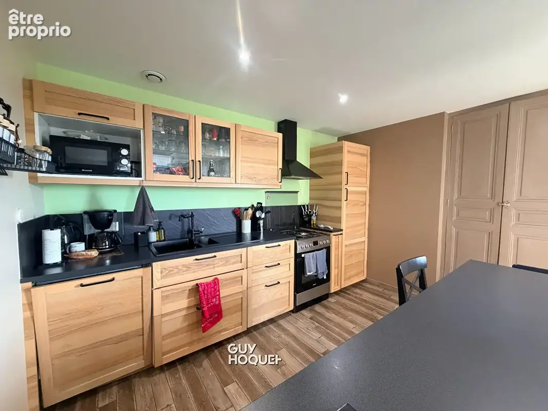 Immeuble avec appartement, local commercial et dépendance ! fort potentiel à saint-vallier ! - photo 5