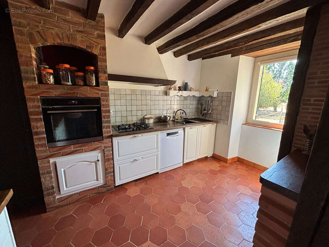 Maison Clermont Creans 6 pièce(s) 165 M² - photo 6
