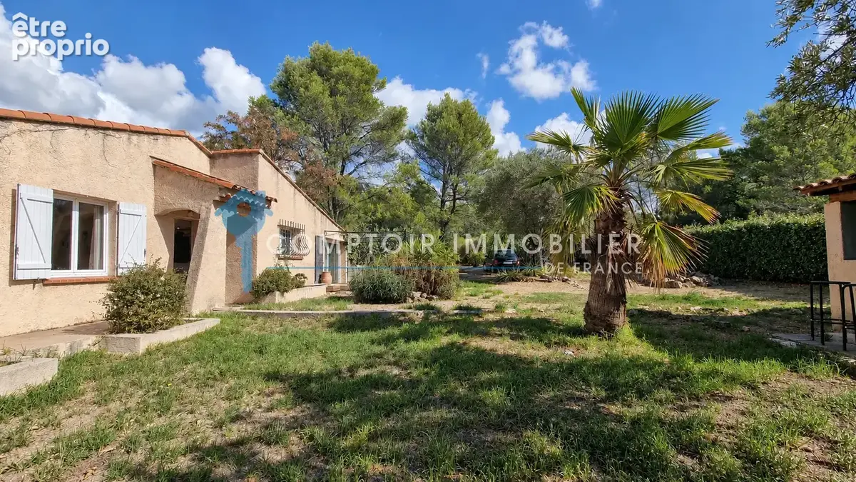 VAR (83) - À VENDRE - FLAYOSC - Coup de cœur pour cette villa provençale 7 pièces - photo 3