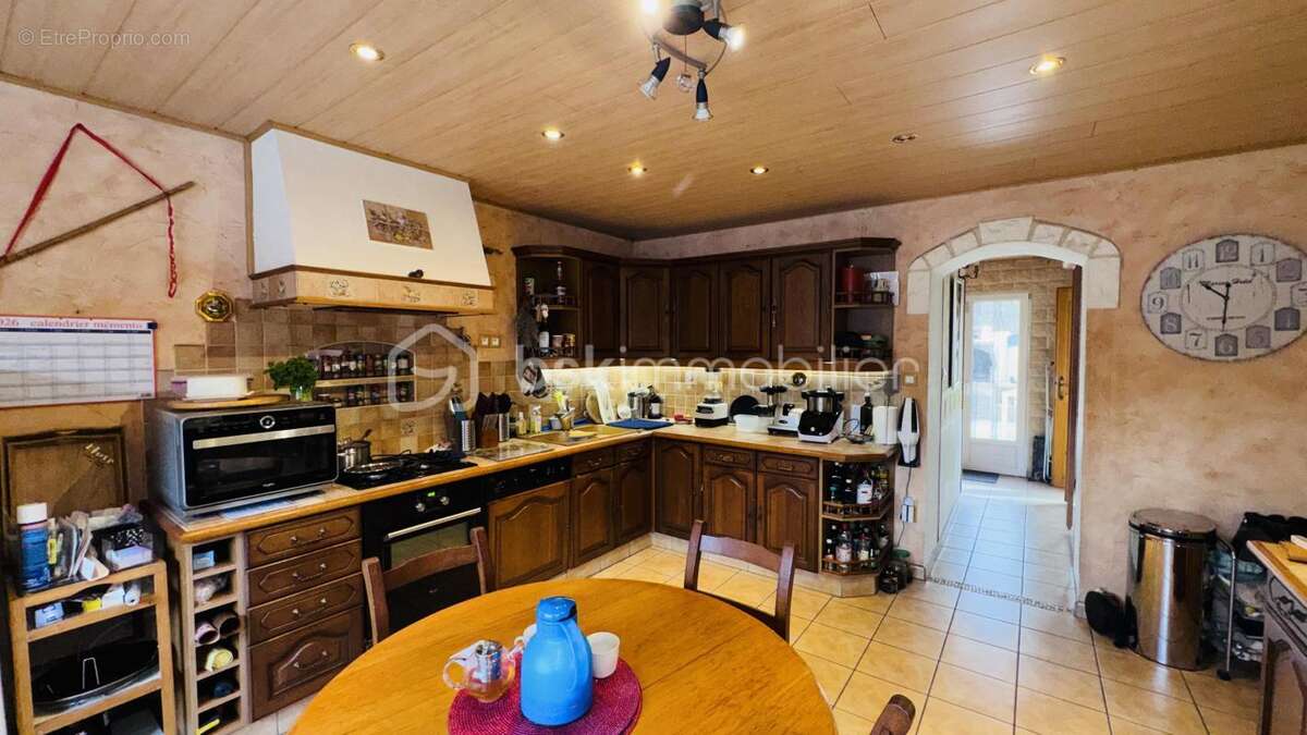Maison à MONTHERME
