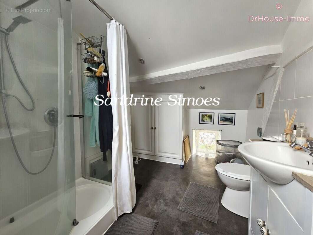 Maison 11 pièces 196 m² à vendre à Adriers (86430) - photo 29