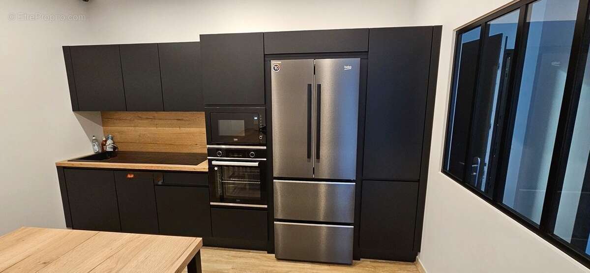 Commerce à GUJAN-MESTRAS