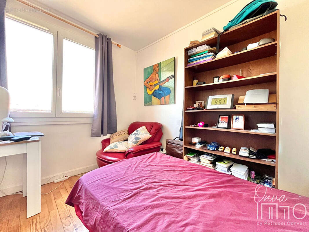 Appartement à DECINES-CHARPIEU
