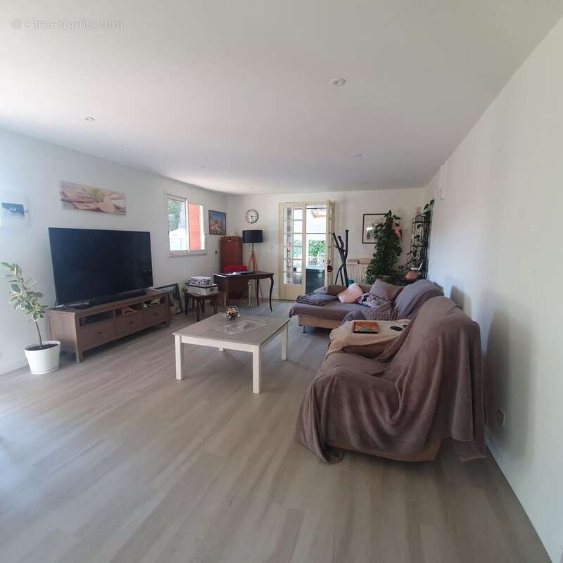 Maison 225 m² à Revel  - photo 3