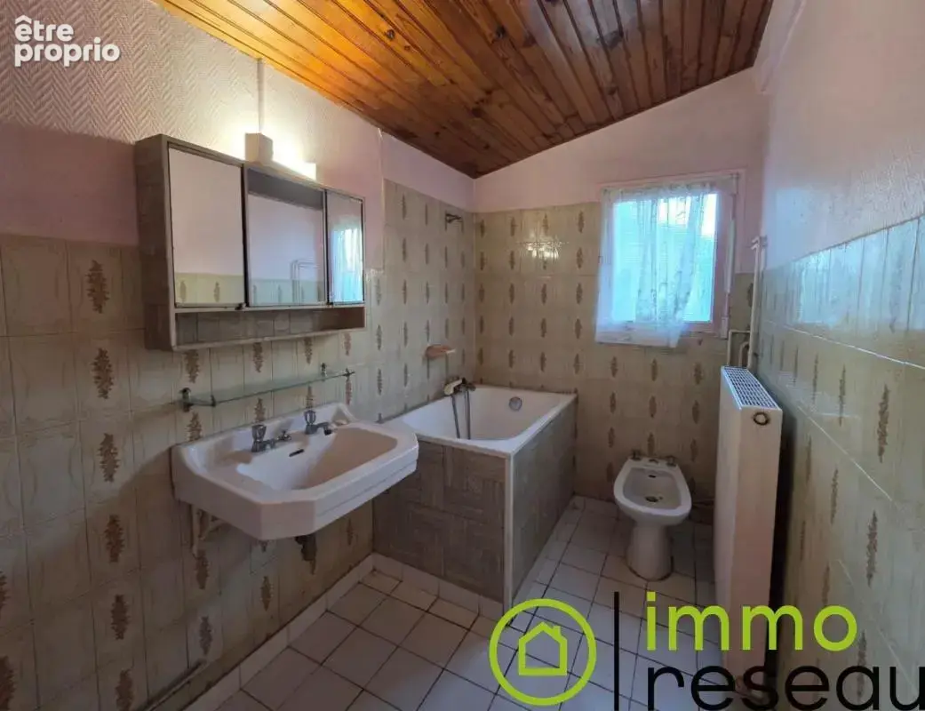 Maison 92 m² à Gujan-Mestras  - photo 4