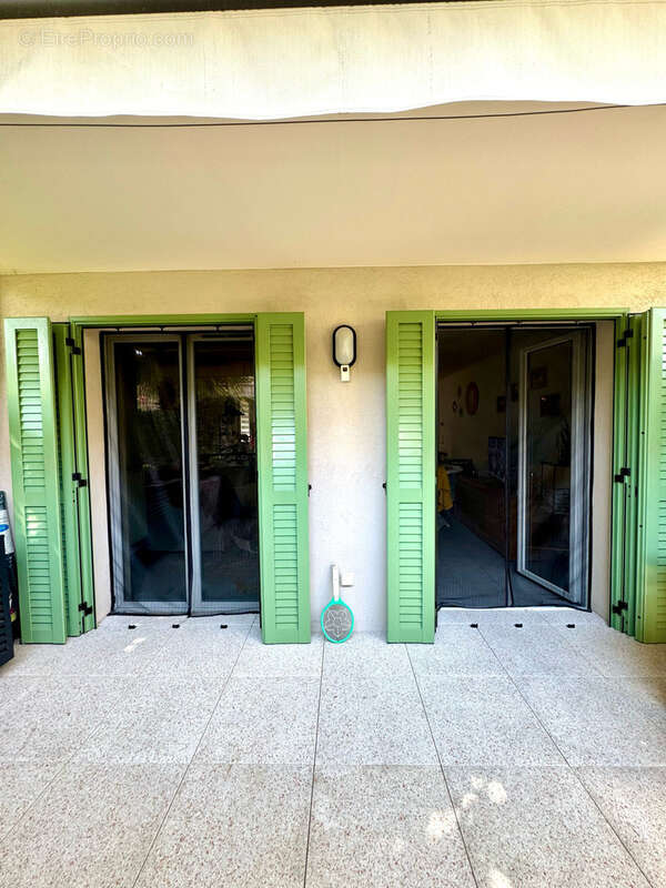 Appartement à LA COLLE-SUR-LOUP