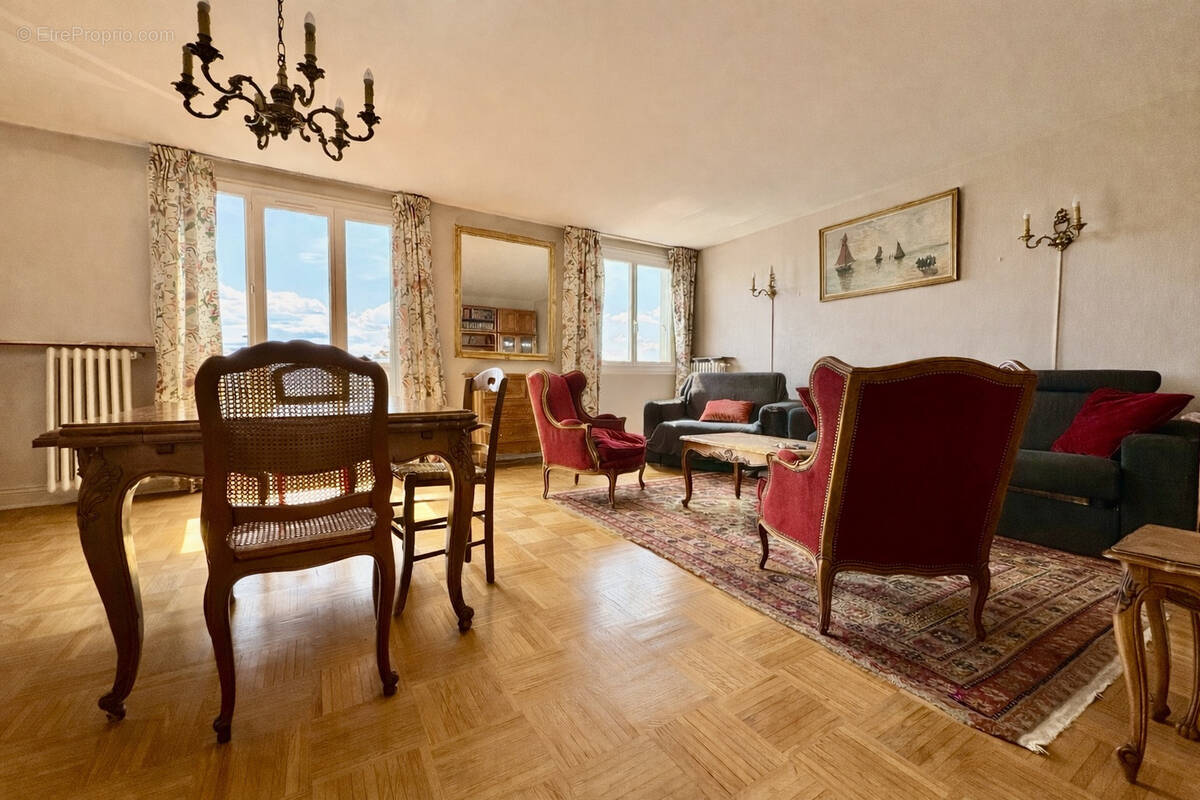 Appartement à REIMS
