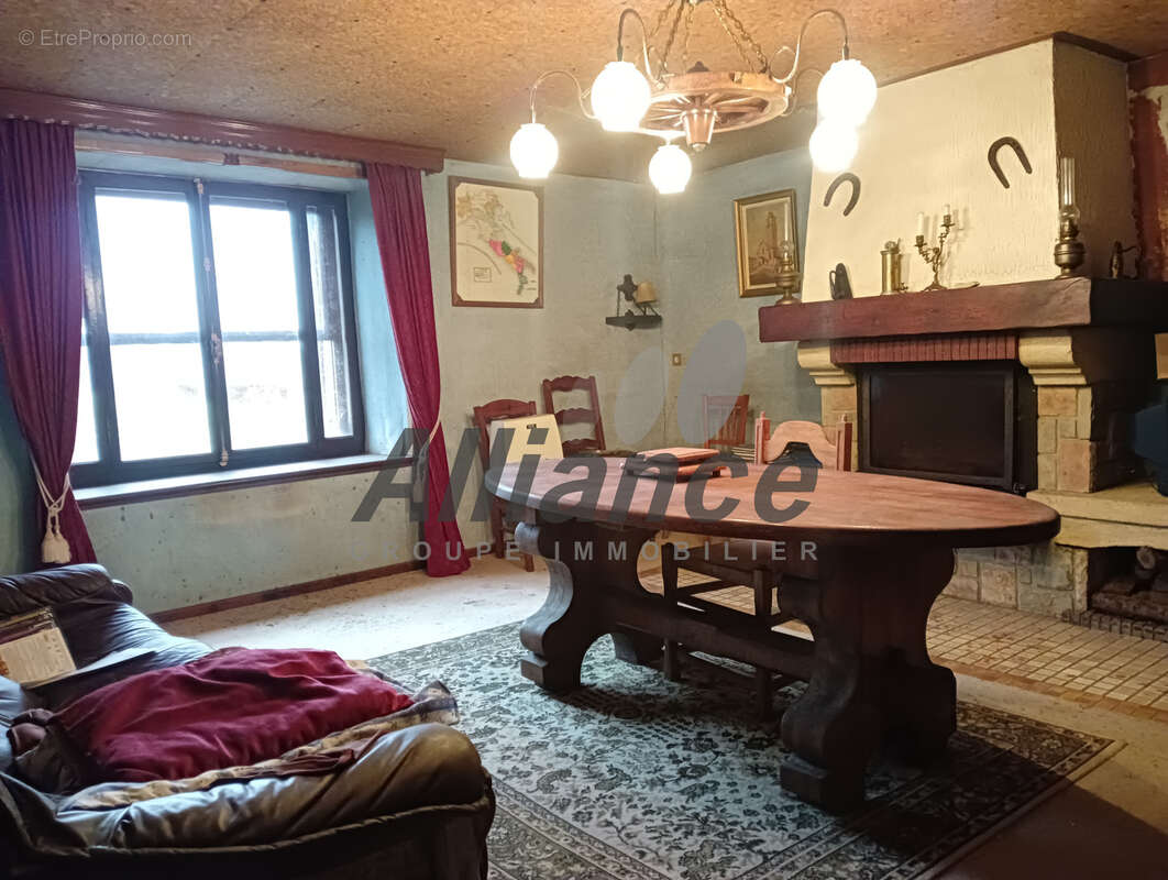 Maison à LE CLERJUS