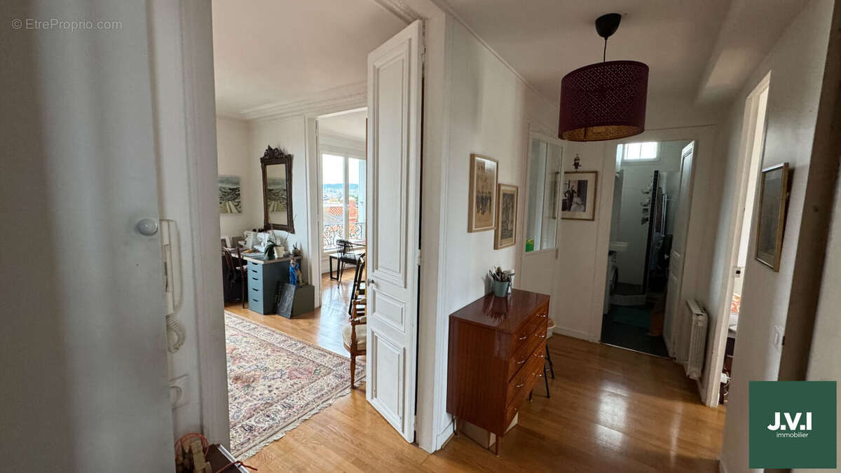 Appartement à ENGHIEN-LES-BAINS