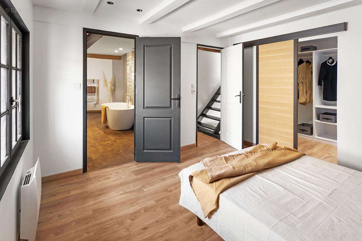 Maison à BASSE-GOULAINE