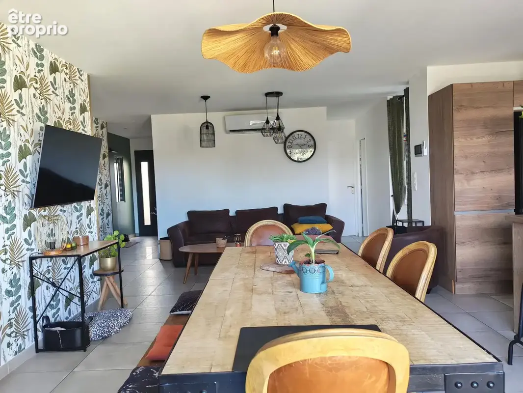 Villa contemporaine 4 pièces, piscine, 66300 Tresserre. - photo 8
