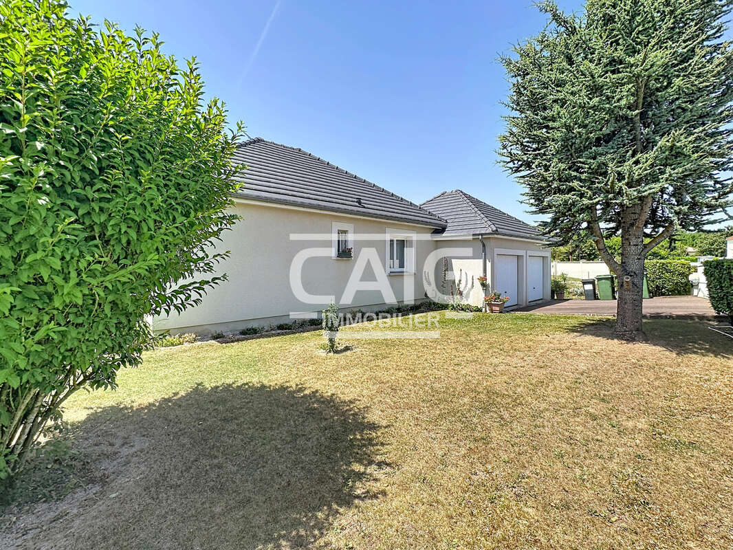 St julien les villas - photo 12
