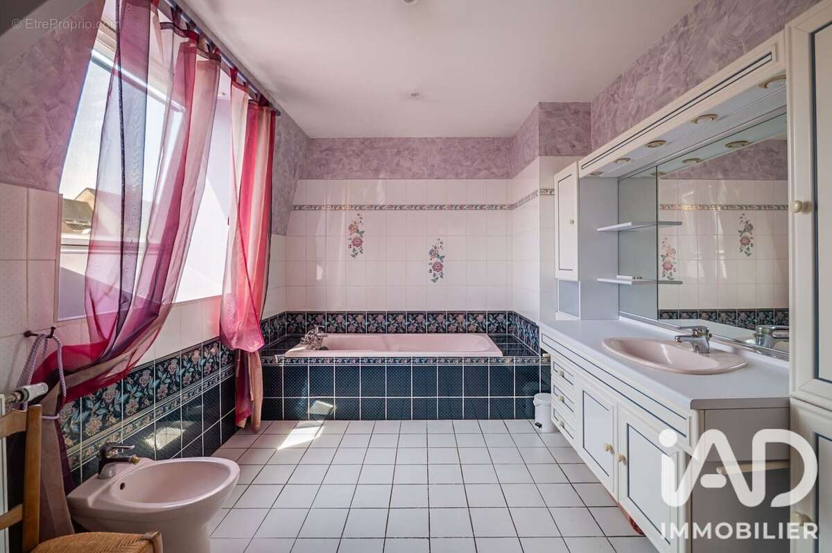 Maison 157 m² à Le Mans  - photo 8