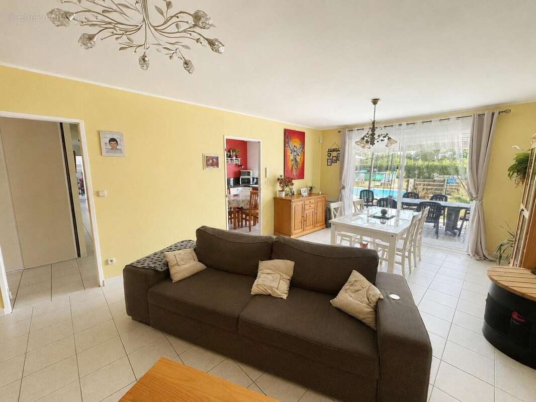 Maison 123 m² à Saint-Aout  - photo 3