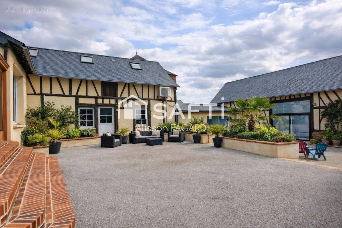 Photo 1 - Maison à THERINES