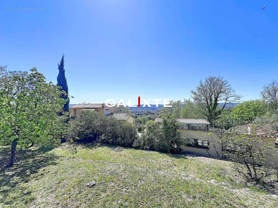 Maison à MONTAUROUX