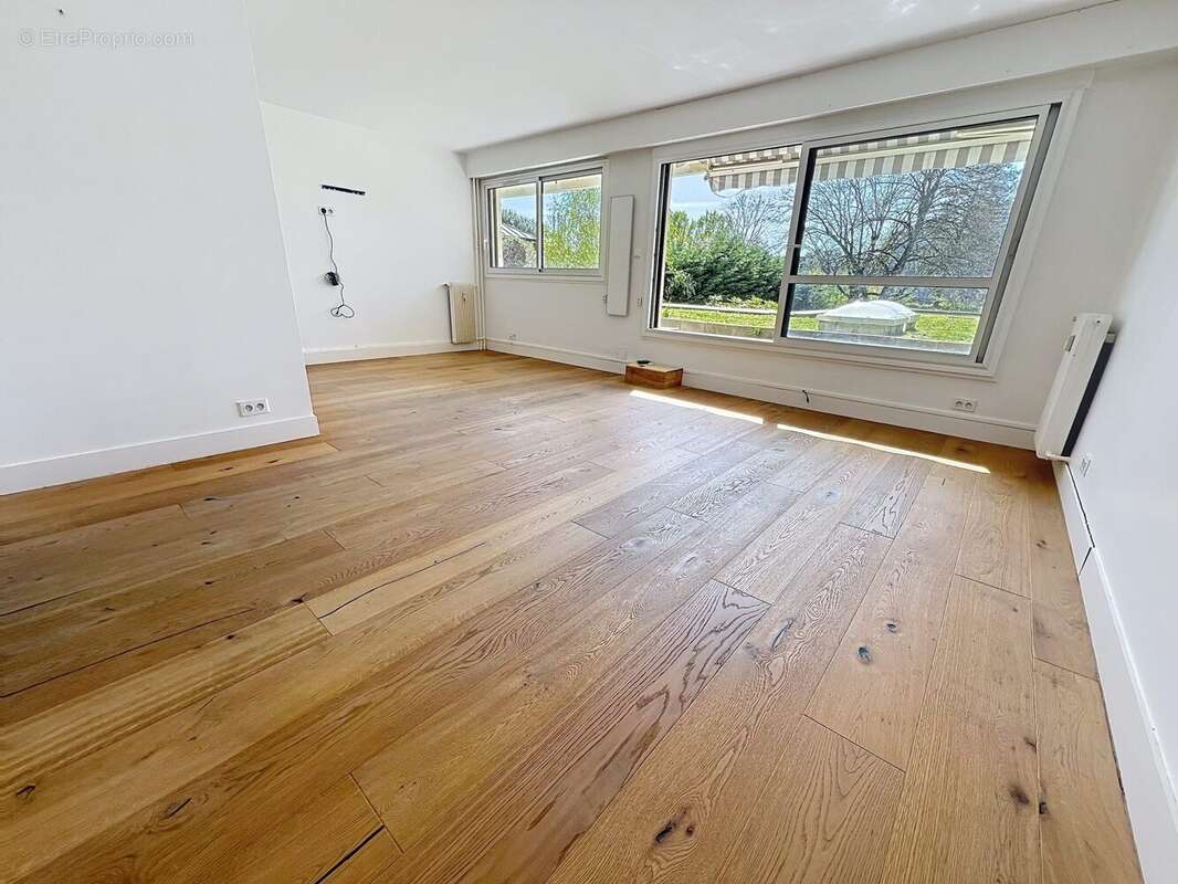 Appartement à GARCHES