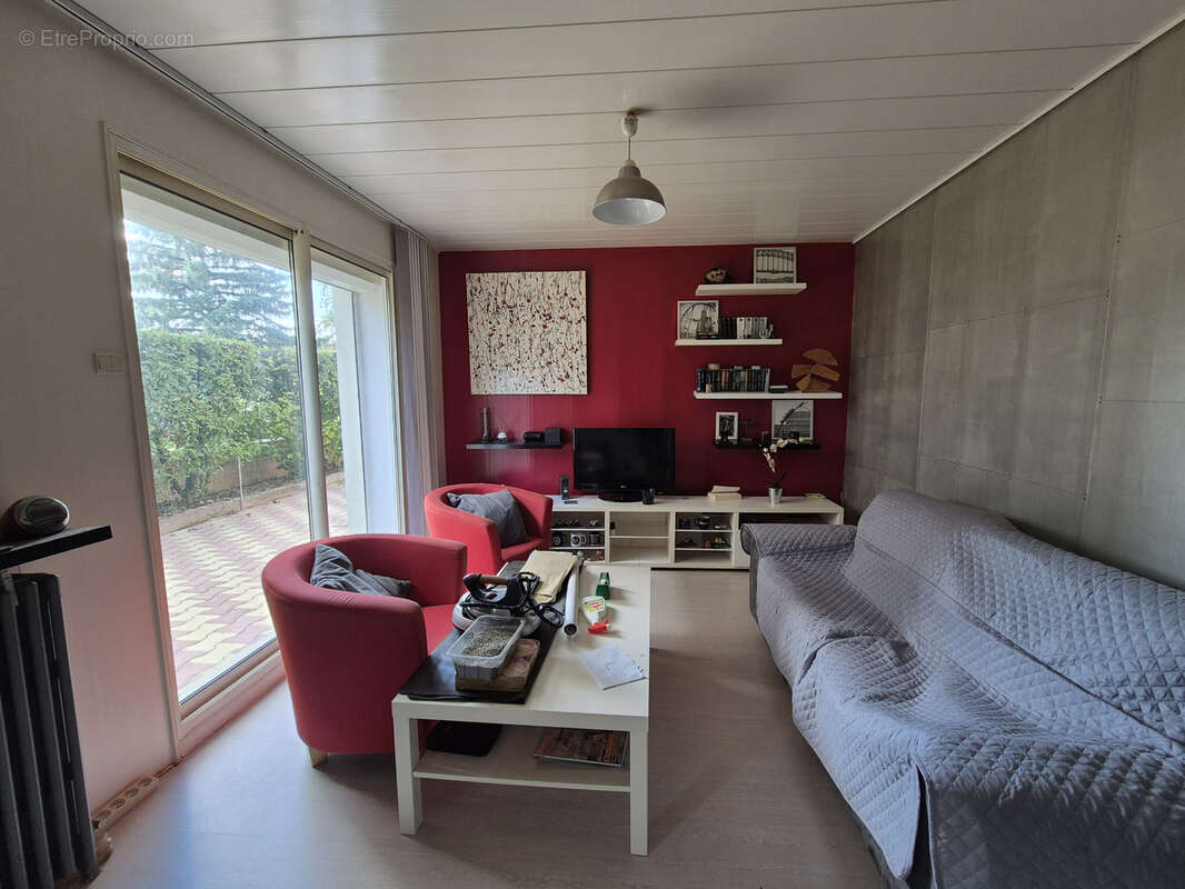 Maison à VEYRE-MONTON