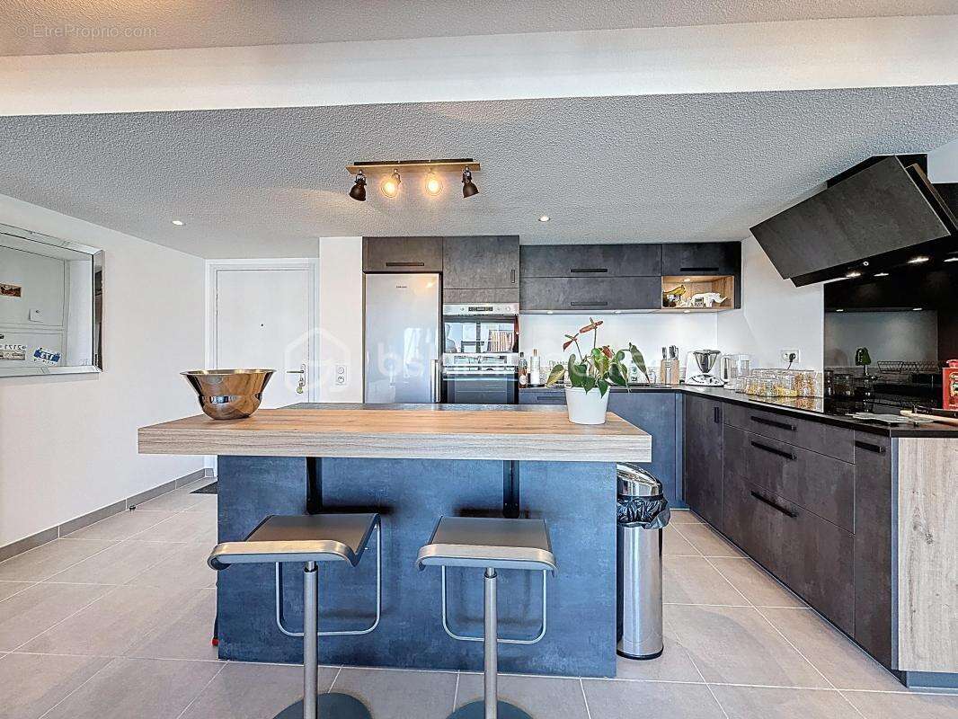 Appartement à SAINT-BRES