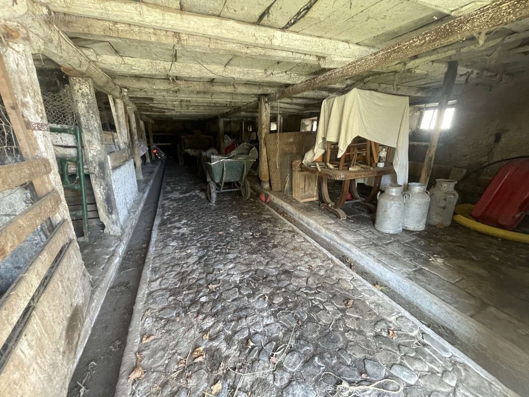 Maison à PERPEZAT