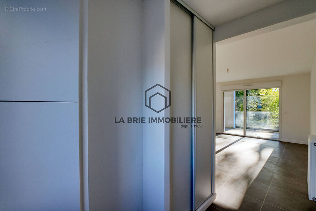 Appartement à RUBELLES