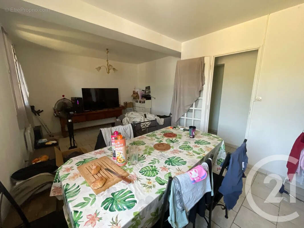 Maison 85 m² à Coutras  - photo 2