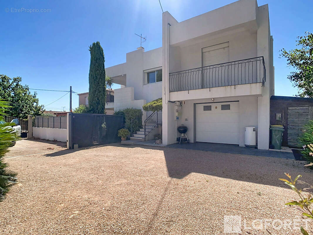 Haut de villa 114 m2 avec jardin et garage - photo 2