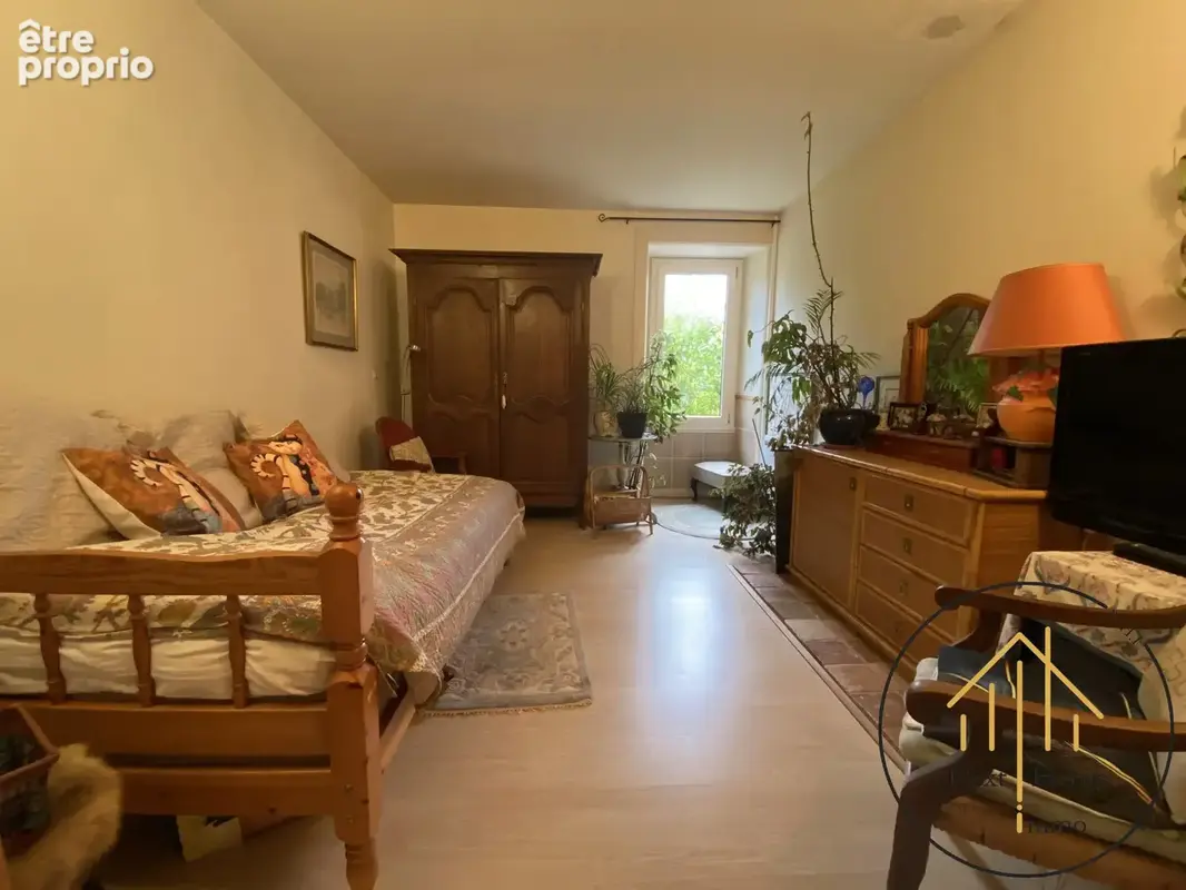Maison 148 m² à Chatignac  - photo 4