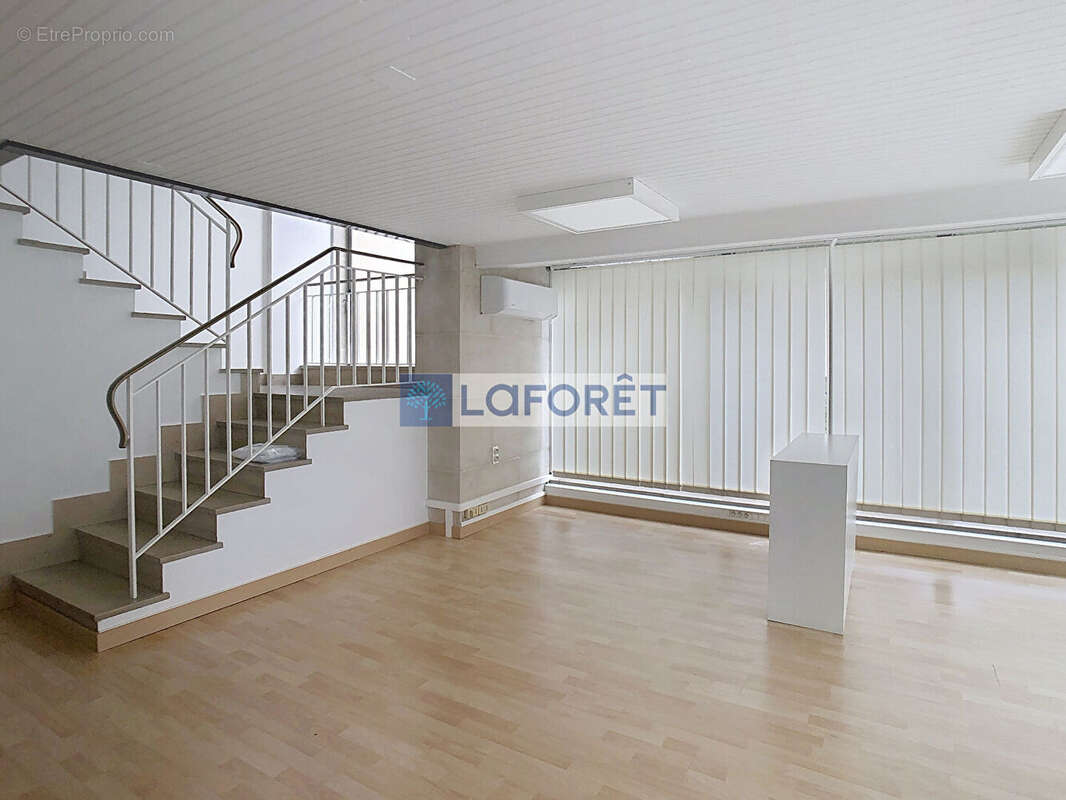 Commerce à CHAUMONT