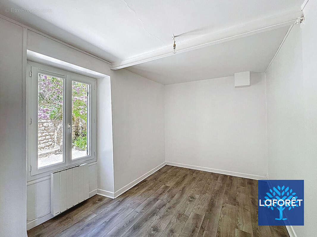 Maison à PUISELET-LE-MARAIS