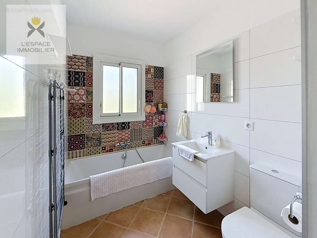 Appartement T3 avec vue panoramique sur le golfe   Centre historique de Porto-Vecchio - photo 10