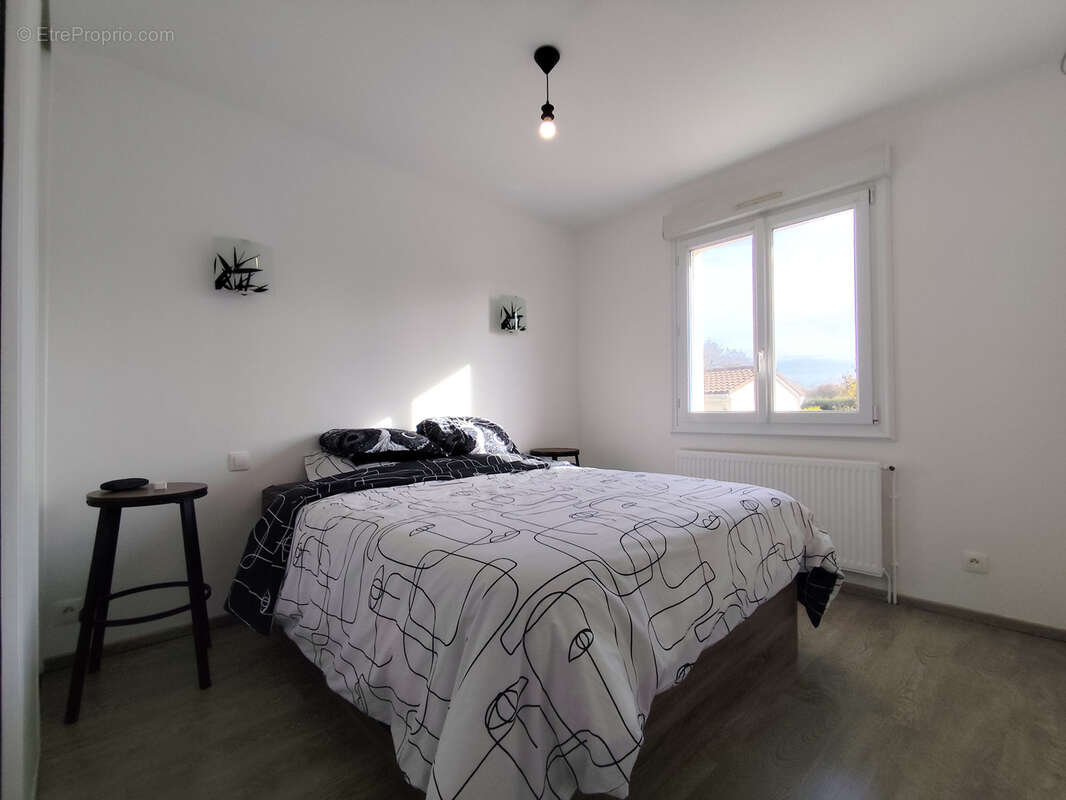 Maison à JAUNAY-CLAN