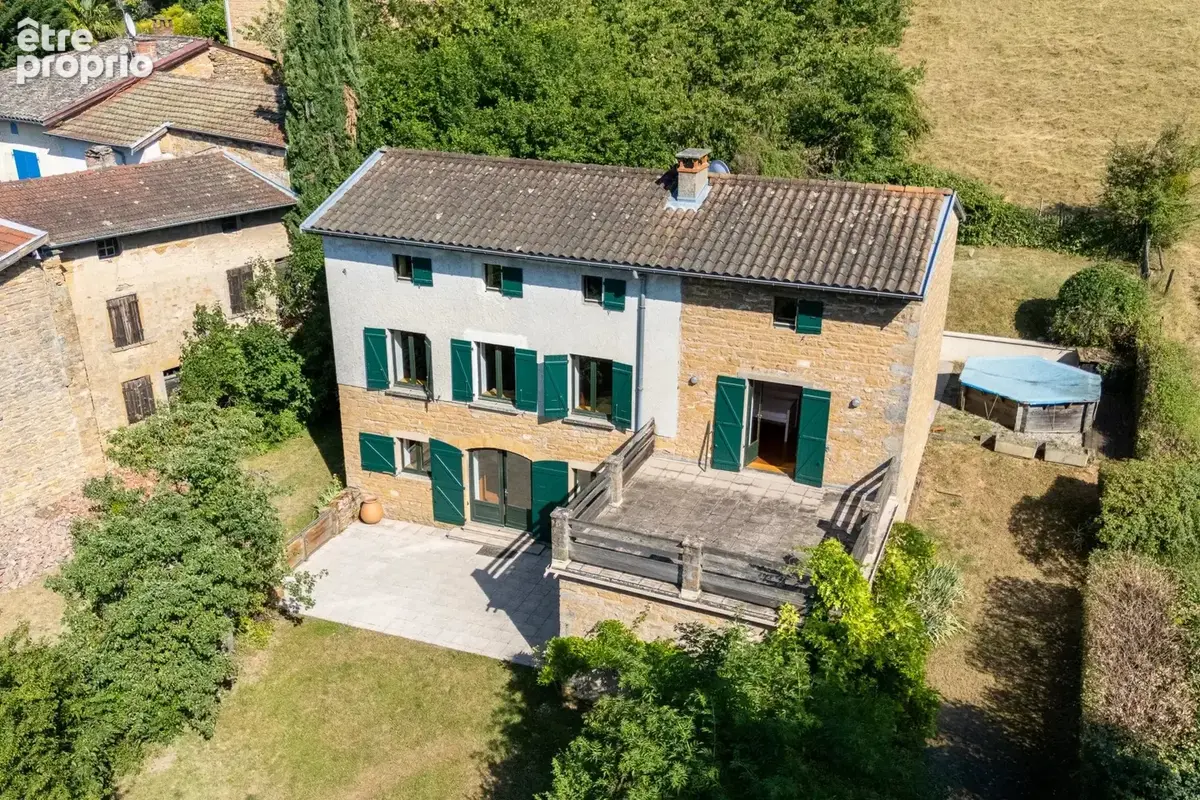 Poleymieux-au-mont-d’or – propriété en pierre dans un secteur recherché - photo 4