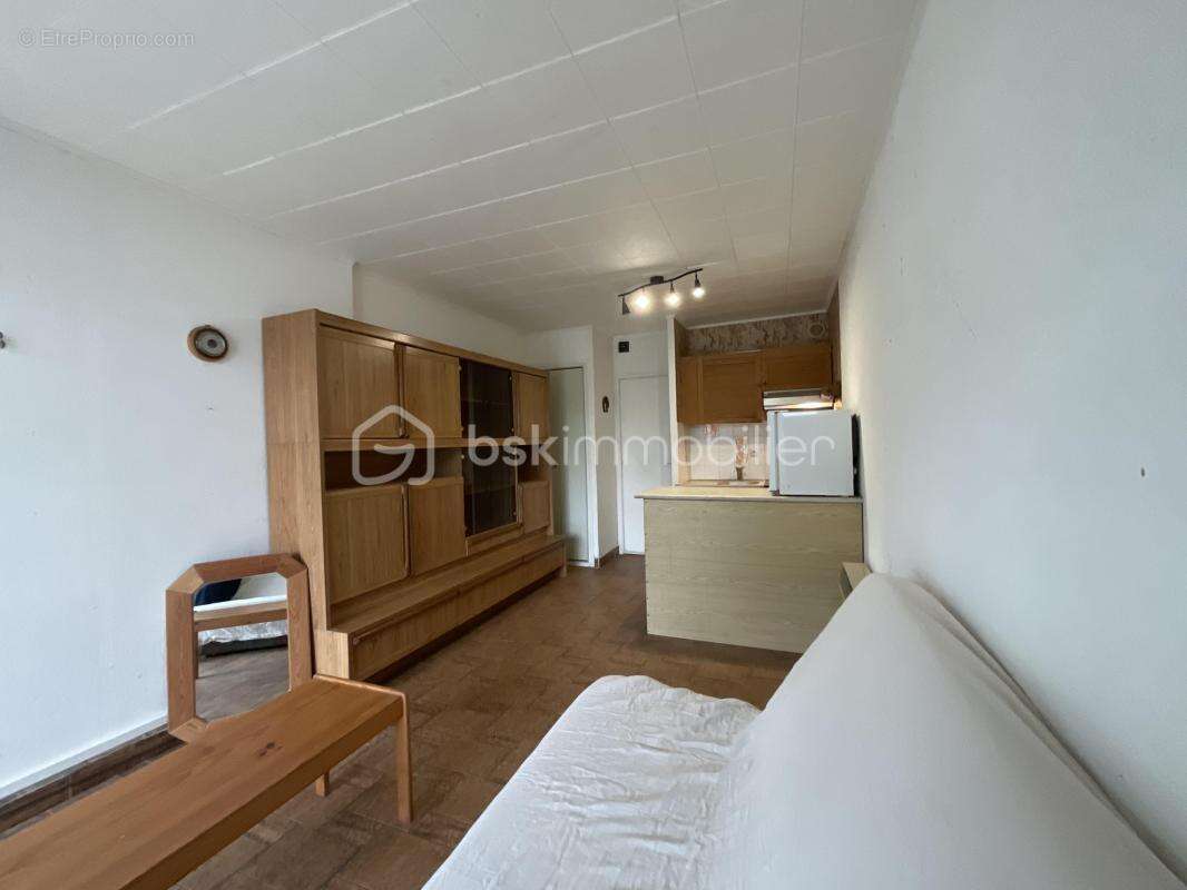 Port-Camargue La CROISIERE : studio, garage, cellier et anneau de 3 m - photo 4