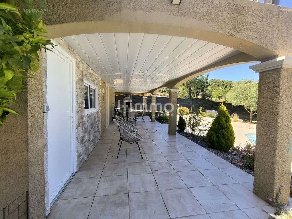 Conilhac - Propriété de charme avec piscine et hangar - photo 15