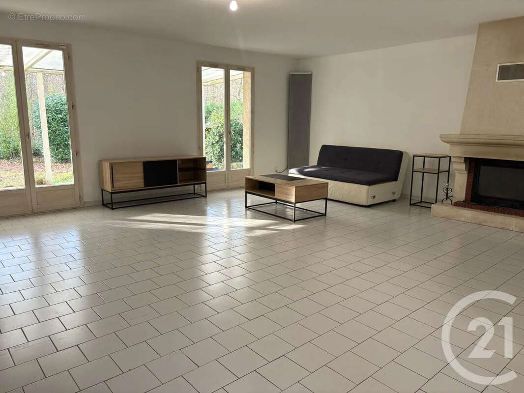 Maison à LA COUTURE-BOUSSEY