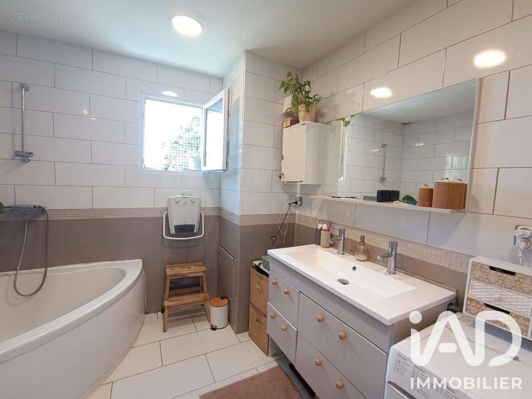 Maison 110 m² à Michery  - photo 8