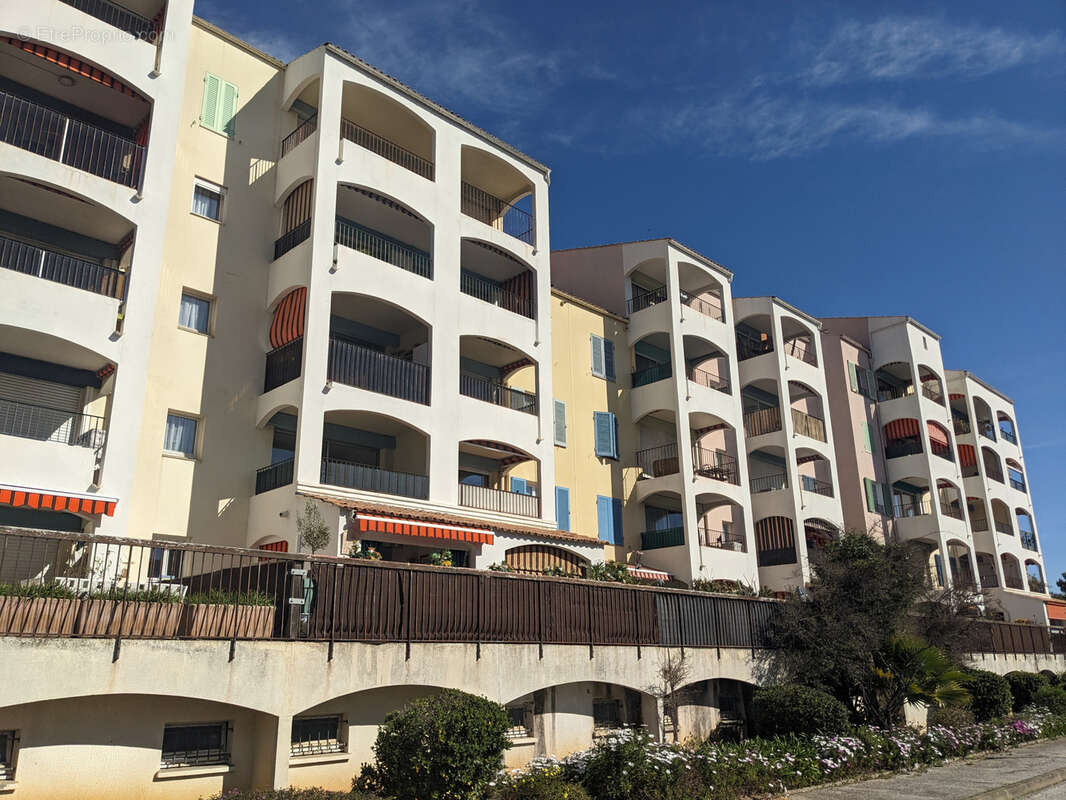 Autre à HYERES