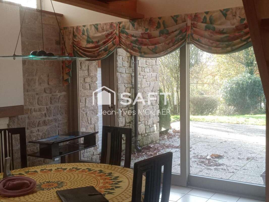 Photo 3 - Maison à CARHAIX-PLOUGUER