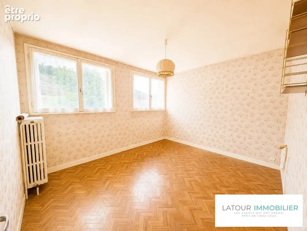 Maison 145 m² à Bourgoin-Jallieu  - photo 7