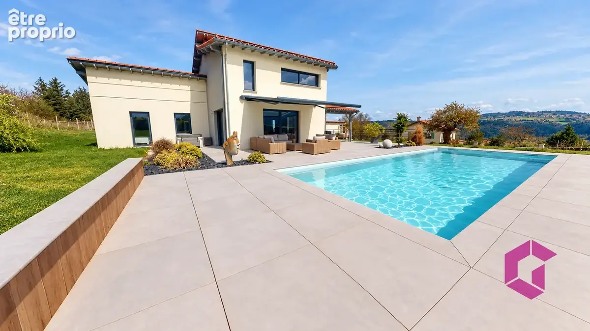 Villa d'architecte de 208 m2 avec piscine et spa + grand garage. - photo 3