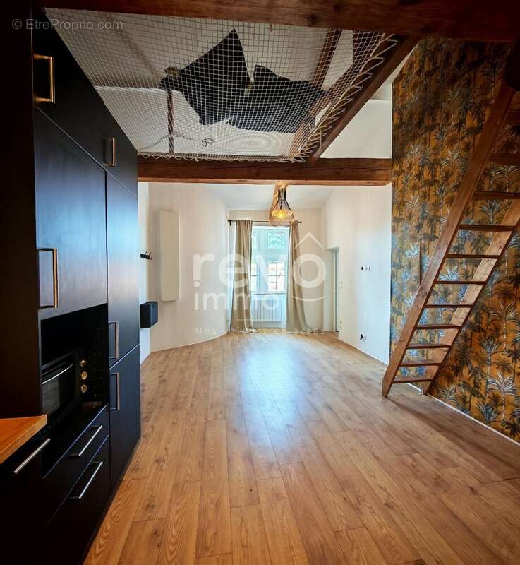 Appartement à MONTANAY