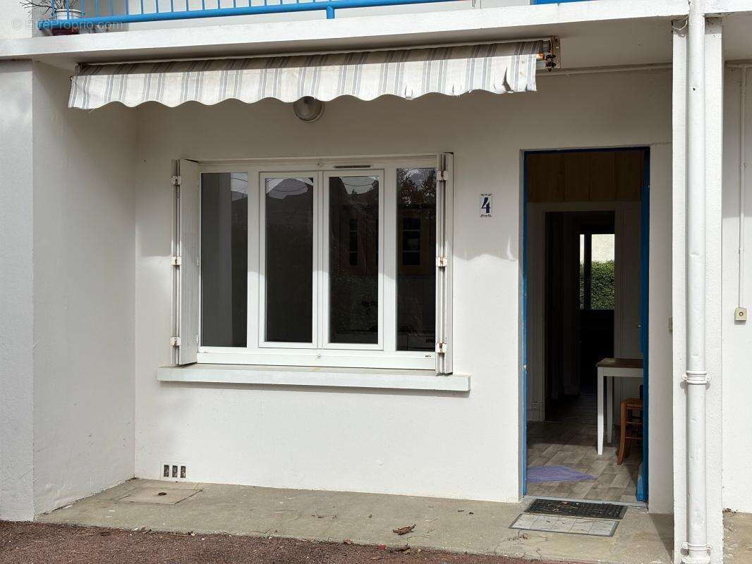 Appartement à VAUX-SUR-MER