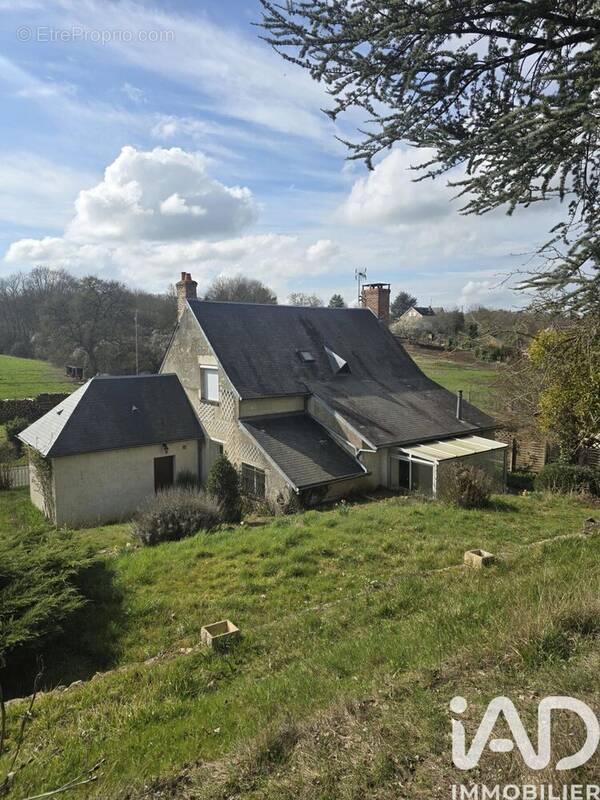 Photo 1 - Maison à LA CHARTRE-SUR-LE-LOIR